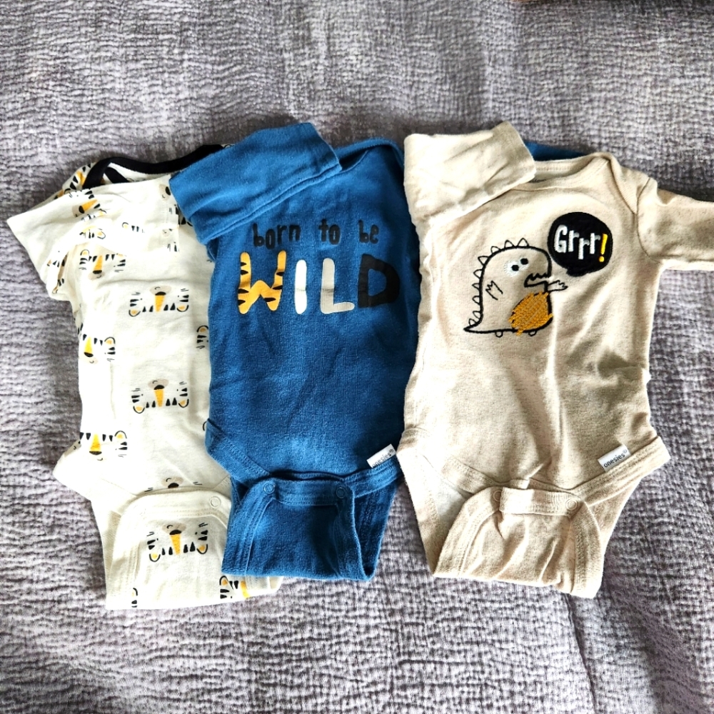 Long Sleeve Onesie Bundle 0-3 Lot